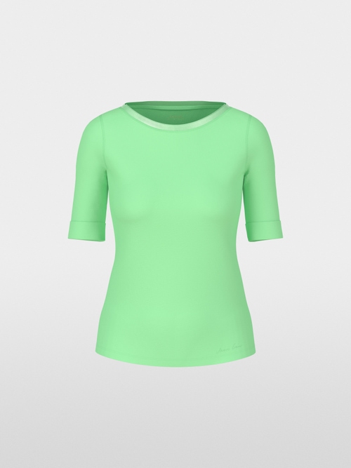 T-shirt with half-length sleeves