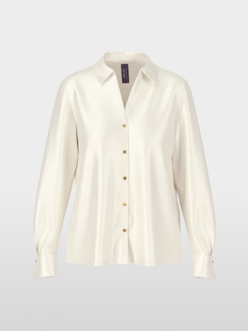 Shirt blouse with decorative buttons